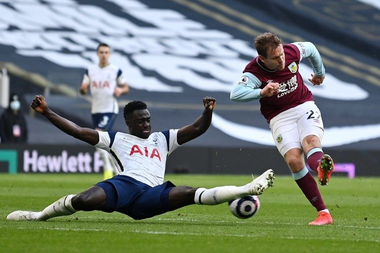 Dávinson Sánchez fue elogiado por José Mourinho