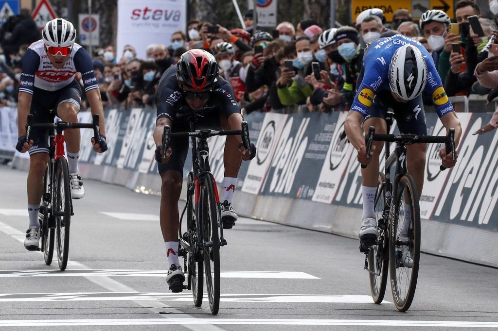 Segundo lugar para Egan Bernal en el Trofeo Laigueglia
