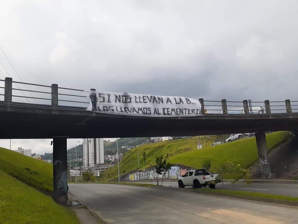 Hinchas de Once Caldas amenazaron a miembros del equipo