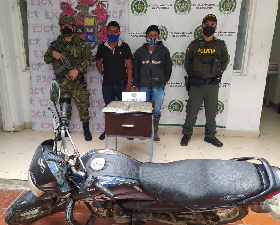 DOS HOMBRES FUERON CAPTURADOS EN LA PLATA CON 1.000 GRAMOS DE MARIHUANA