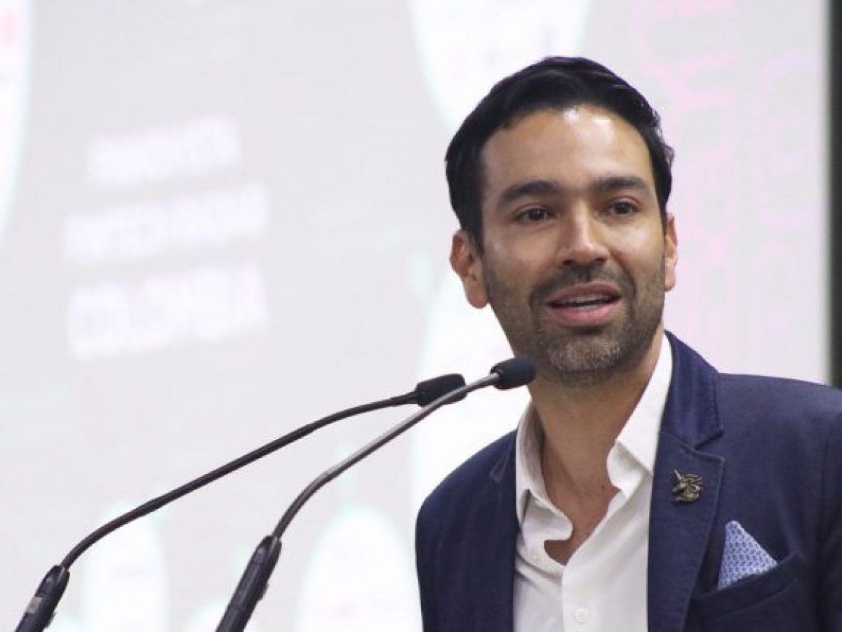 Amenazas a autor de ley ‘Uber’ por parte de gremios de taxistas