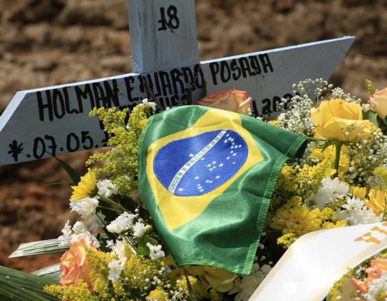 Brasil bate récord de más de 3.000 muertos por covid-19 en un día