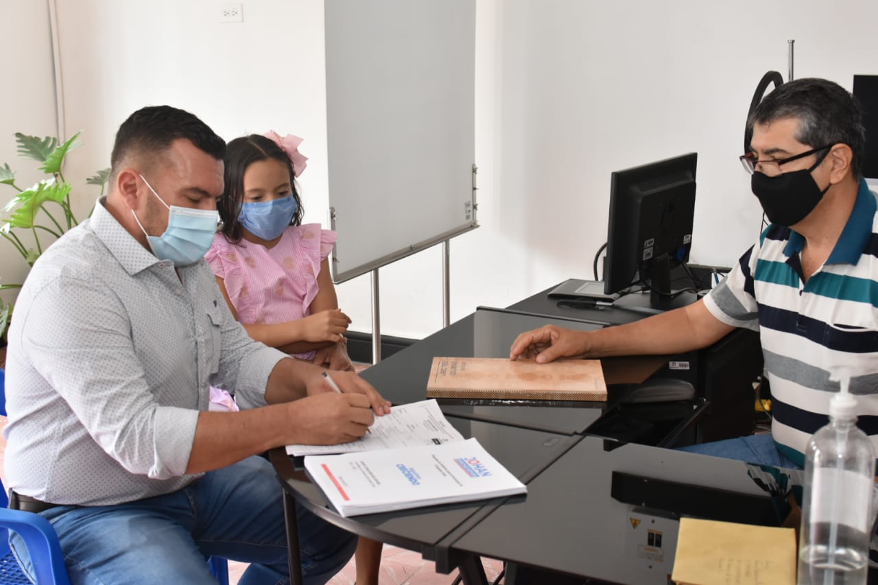 Johan Sánchez España, primer candidato oficial a la Alcaldía de El Agrado