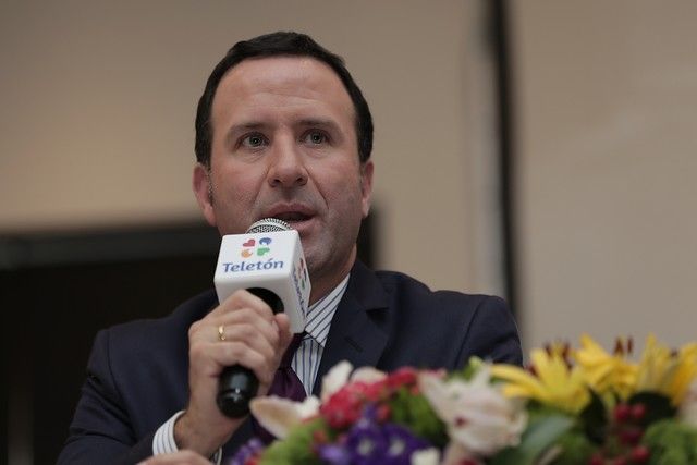 Felipe Arias, hospitalizado por problemas en el corazón