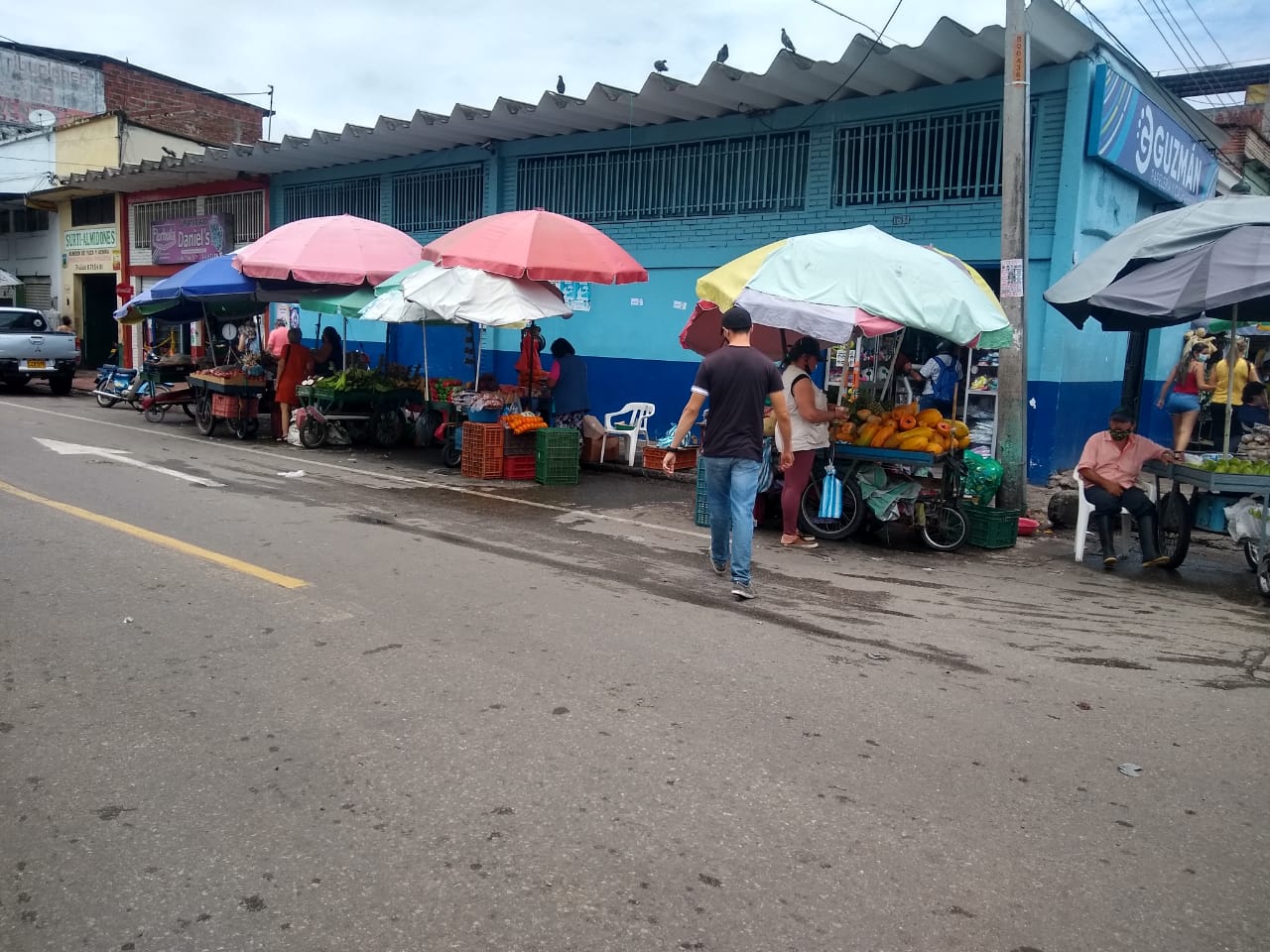Venden los productos de plaza, pero también se puede conseguir toda clase de pescado
