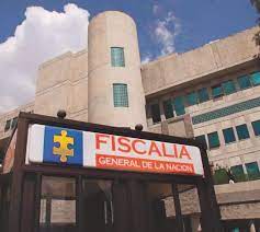 La Fiscalía se defiende de las críticas ante posible preclusión del proceso contra Uribe