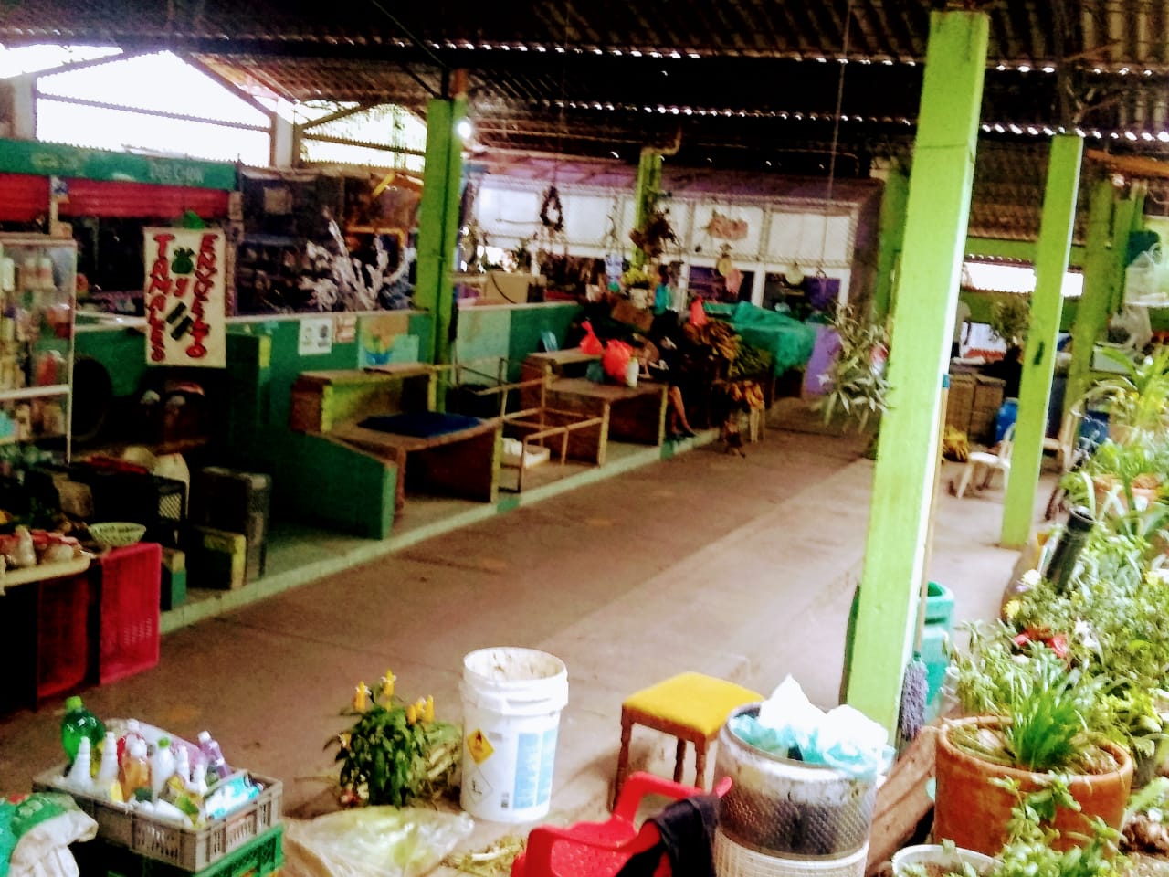 Así se observa parte del primer piso. Son pocos los locales ocupados