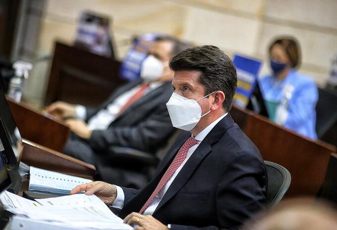 Ahora es en la Cámara: Rechazada moción de censura contra Molano