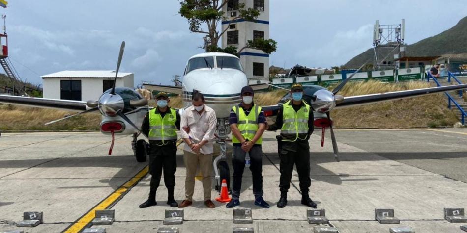 Avión de esposo de Alejandra Azcárate incautado con coca, estuvo en Neiva