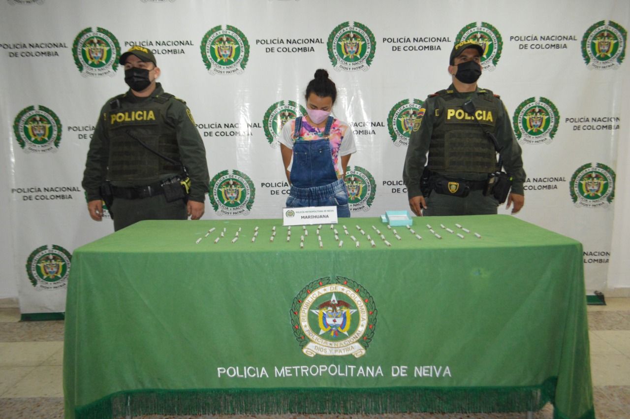 Infraganti con 57 dosis de marihuana