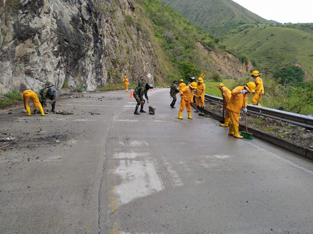 Ejército desbloquea vía entre La Plata y Páez (Cauca)