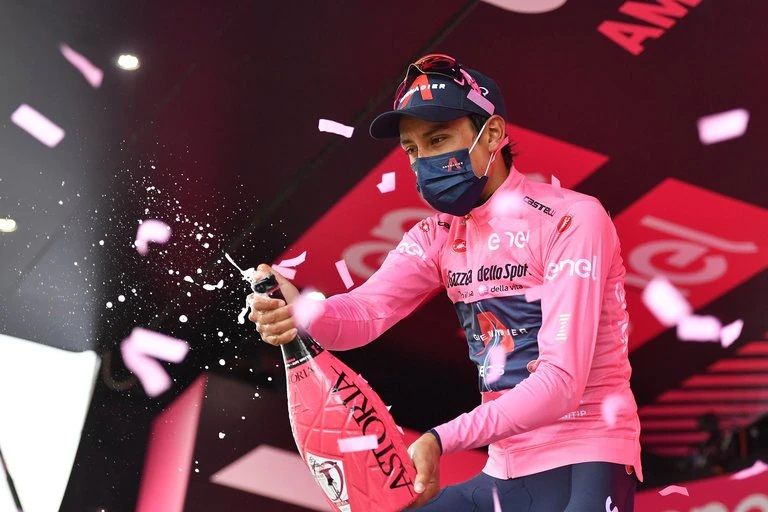 A una etapa para el final del Giro 2021, Egan continúa firme en el liderato