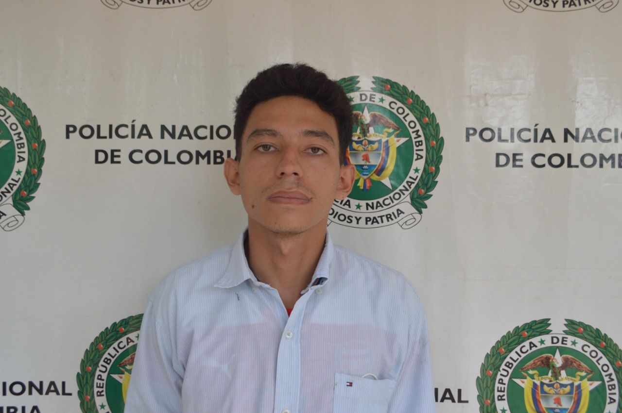 Policía detiene a persona requerida por las autoridades