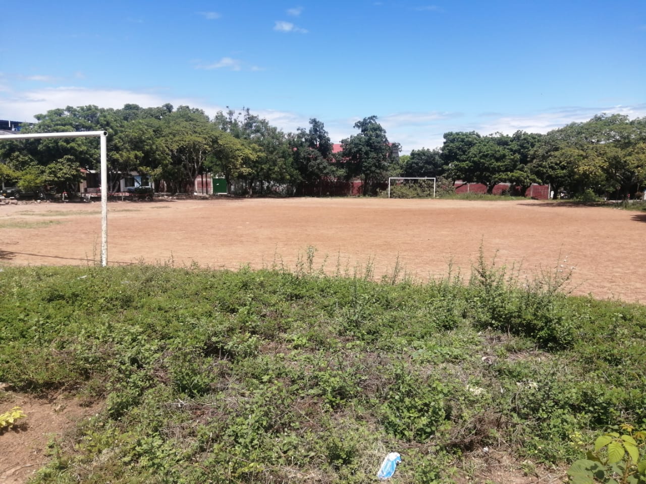 Cancha sintética en Víctor Félix divide opiniones en comunidad