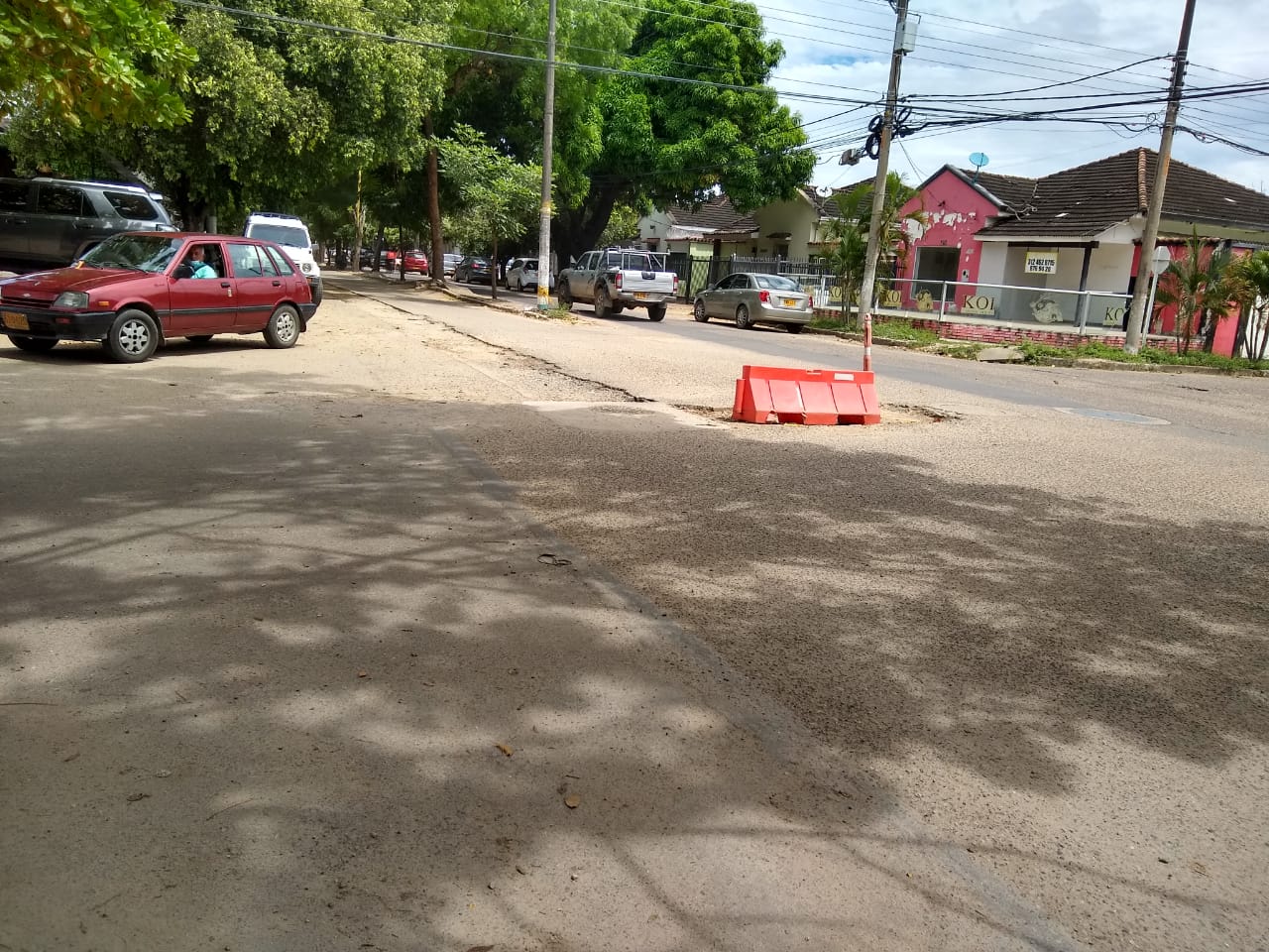 Habitantes piden que les dejen la vía en buen estado