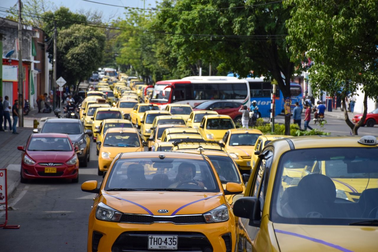 Ingresos de taxistas han disminuido por el Paro Nacional