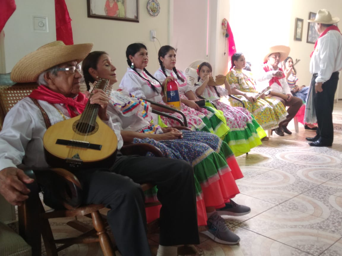 Un recorrido por las fiestas de San Pedro con don Ambrosio