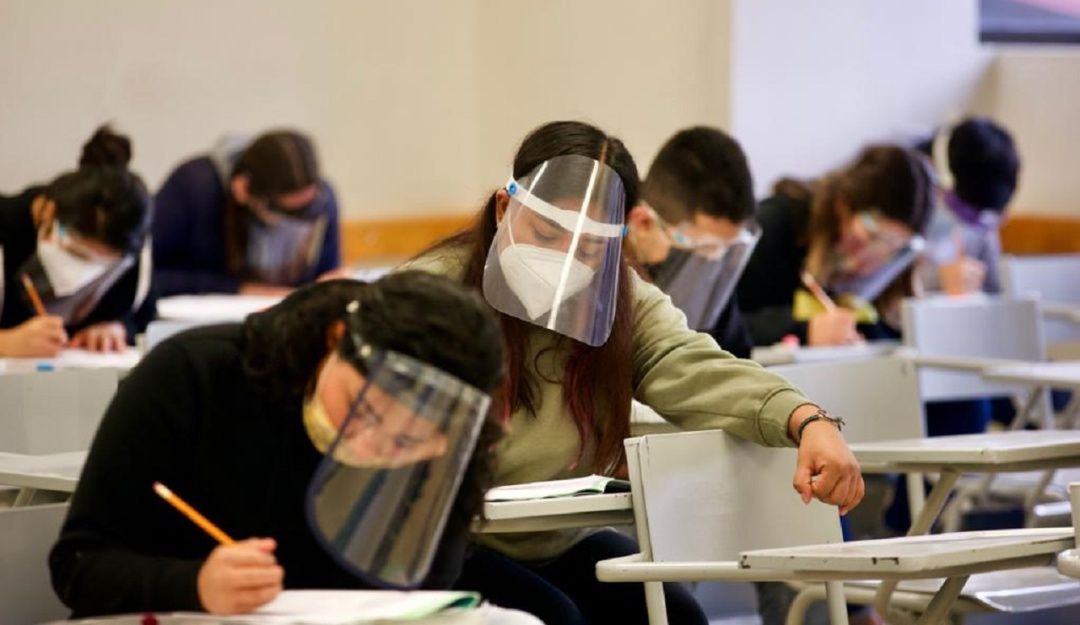 Colombia inicia clases de manera presencial el 15 de julio