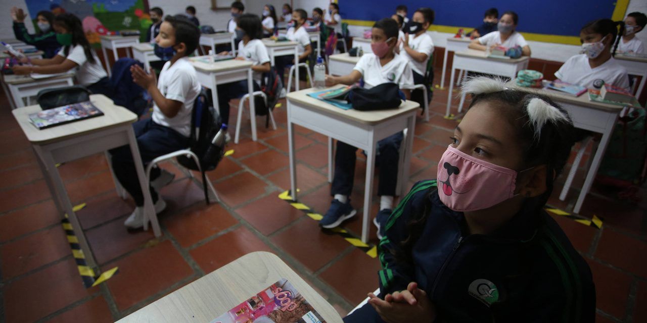 Luego de vacaciones de mitad de año, se volverá a clases presenciales