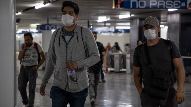 En un año regreso a la «vida normal» prevé Pfizer