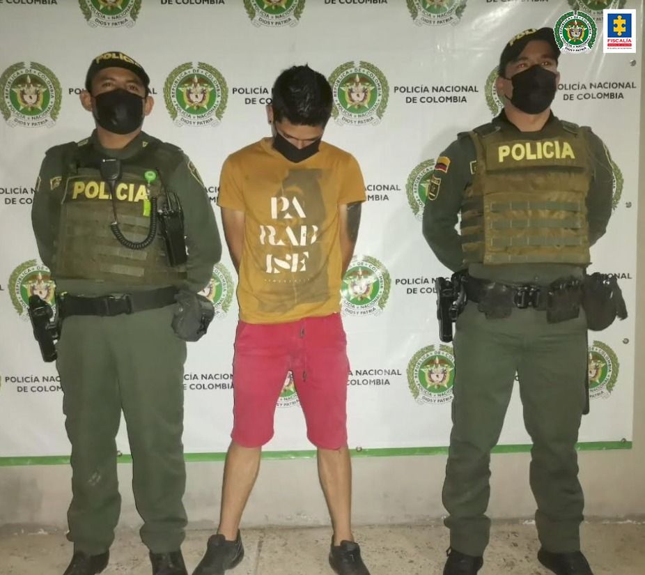 A prisión por golpear a su excompañera