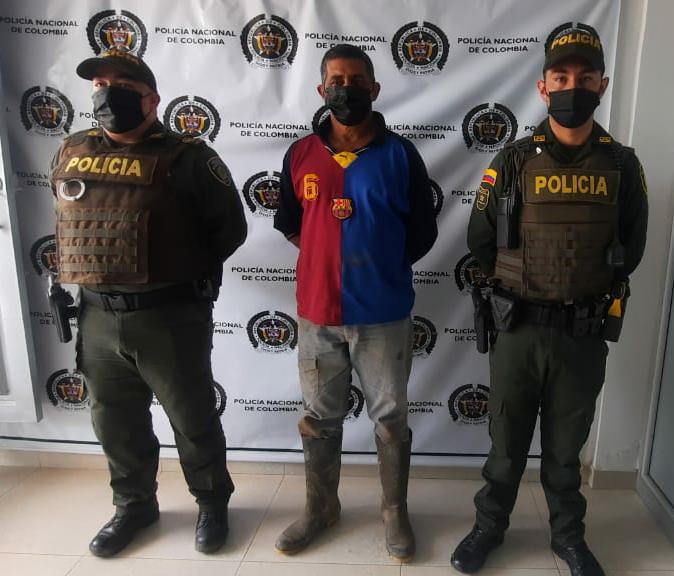 Macheteó a un perro porque le ladró