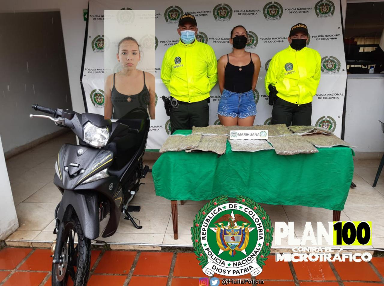 Cae mujer que en su moto llevaba más de 4 kilos de marihuana