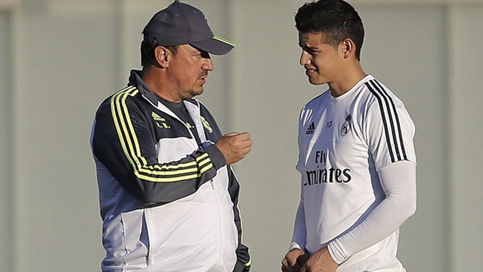 Preocupación para James, Rafa Benítez suena como DT del Everton