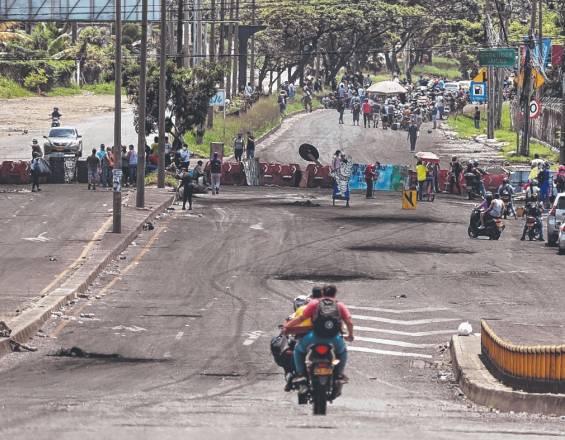 En Cali levantan el último punto de bloqueo