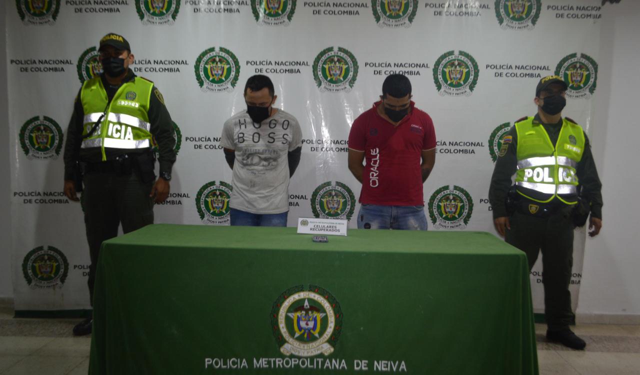 Comunidad capturó a dos individuos que habrían robado un IPhone