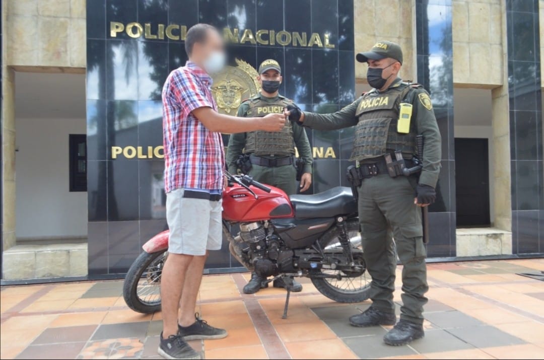 Recuperada moto robada en atraco