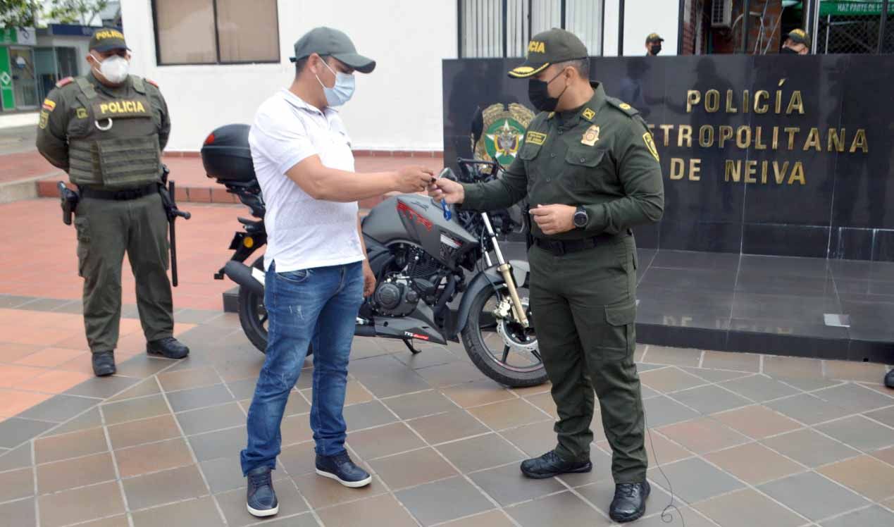 En fugaz acción, recuperada moto robada
