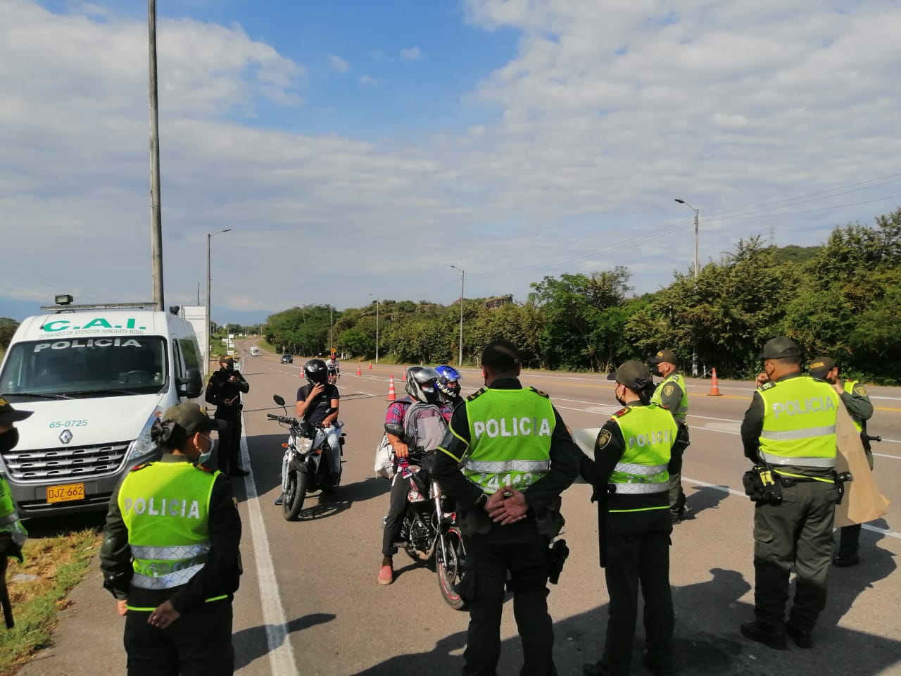 Policía despliega planes de seguridad y evitar accidentalidad en este puente festivo