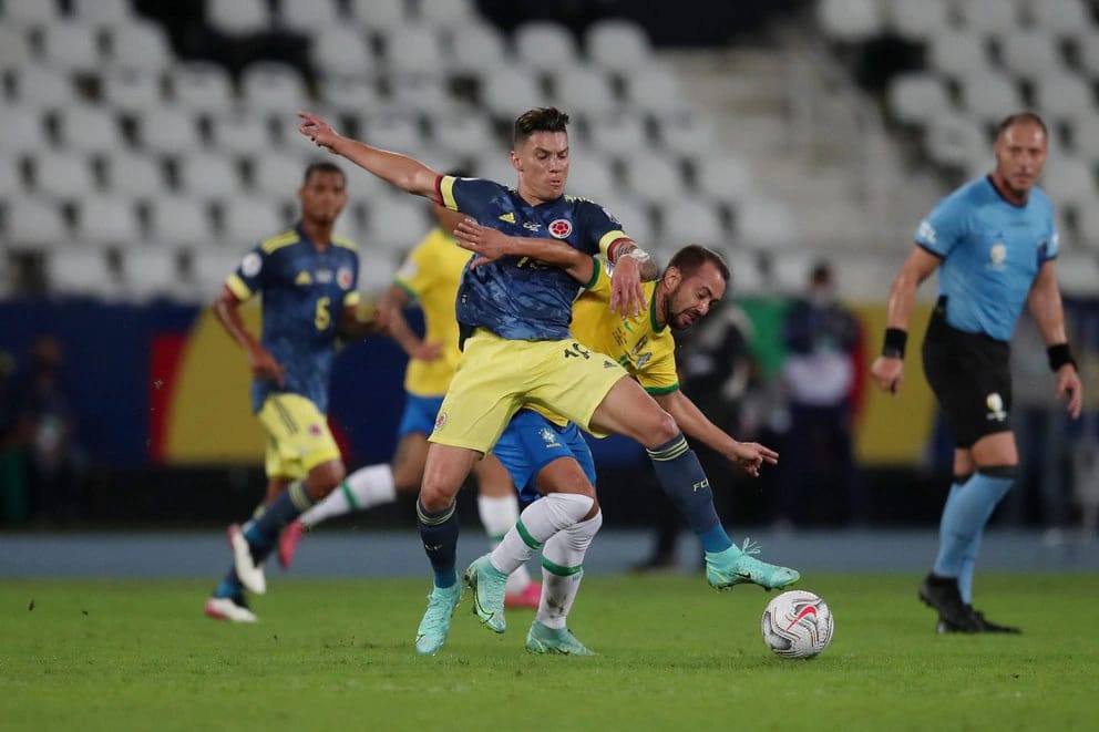 Mateus Uribe, con pretensiones de Italia, España e Inglaterra