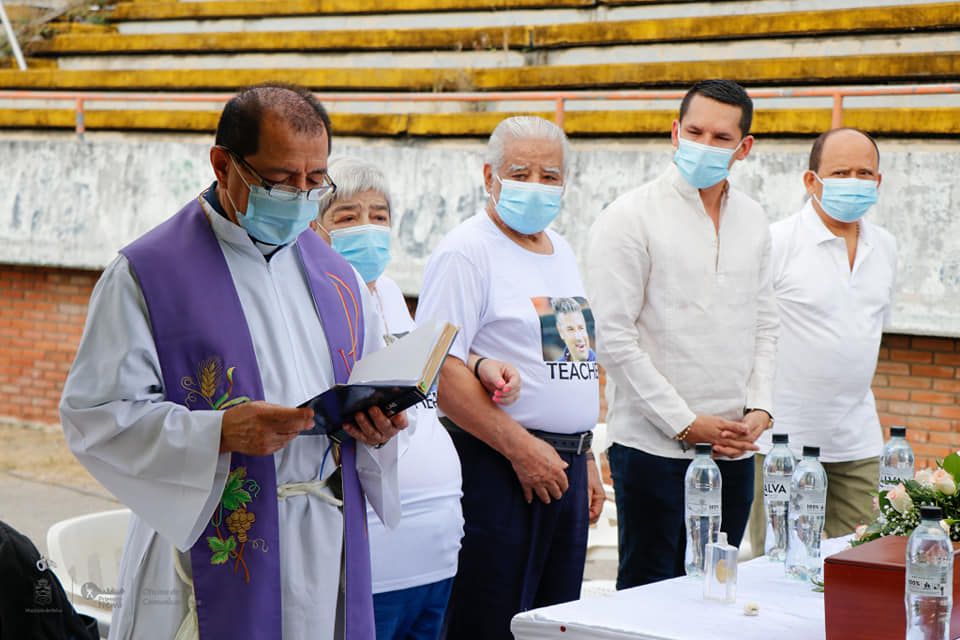 Familia de ‘Teacher’ Berrío esparció sus cenizas en el Plazas Alcid