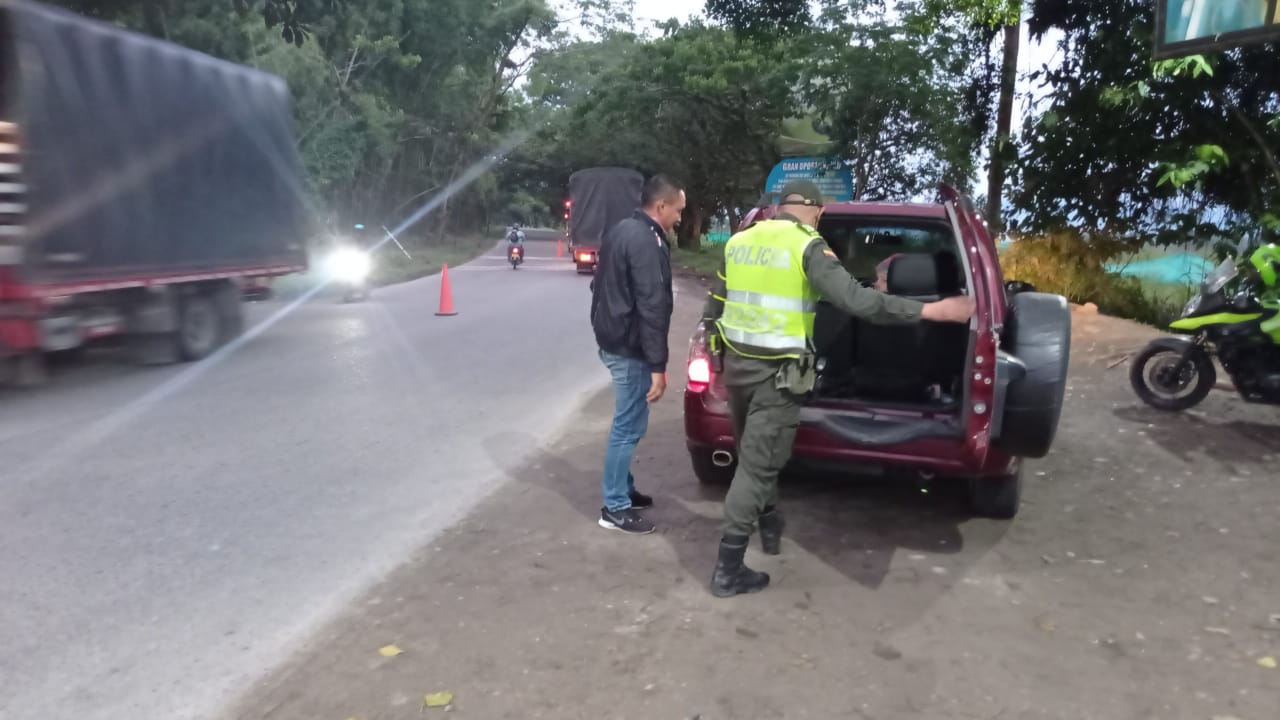 1.500 hombres de la Policía y del Ejército vigilarán municipios durante puente sampedrino en el Huila