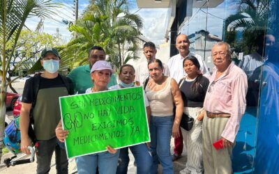 Pacientes trasplantados exigen medicamentos vitales