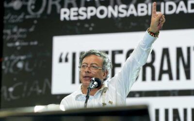 Petro señala a congresistas de conspirar contra su gobierno