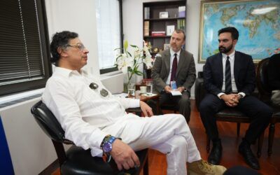 Petro pide apoyo internacional para salir de la Lista Clinton