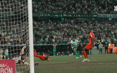 Atlético Nacional goleó 4-1 al América de Cali y tomó ventaja en la semifinal de la Copa