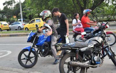 Mototaxistas denuncian falta de diálogo y persecución en Neiva