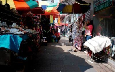 Presentaron una denuncia para reconocer derechos laborales de vendedores ambulantes