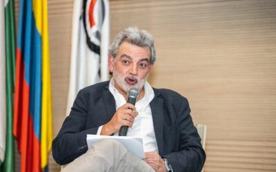 “No soy un político, soy un académico y empresario que quiere dar una batalla cultural”