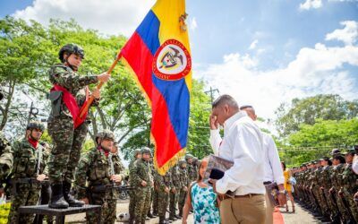 Ejército despidió con honores a 162 soldados tras 20 años de servicio en el Huila