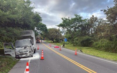 Dos personas fallecieron en accidente de tránsito en la vía Garzón – Neiva